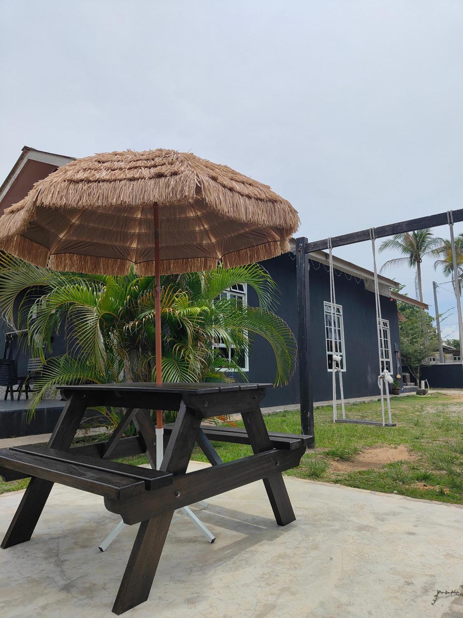 Penarik Baru Homestay Kampung Penarik Exterior foto